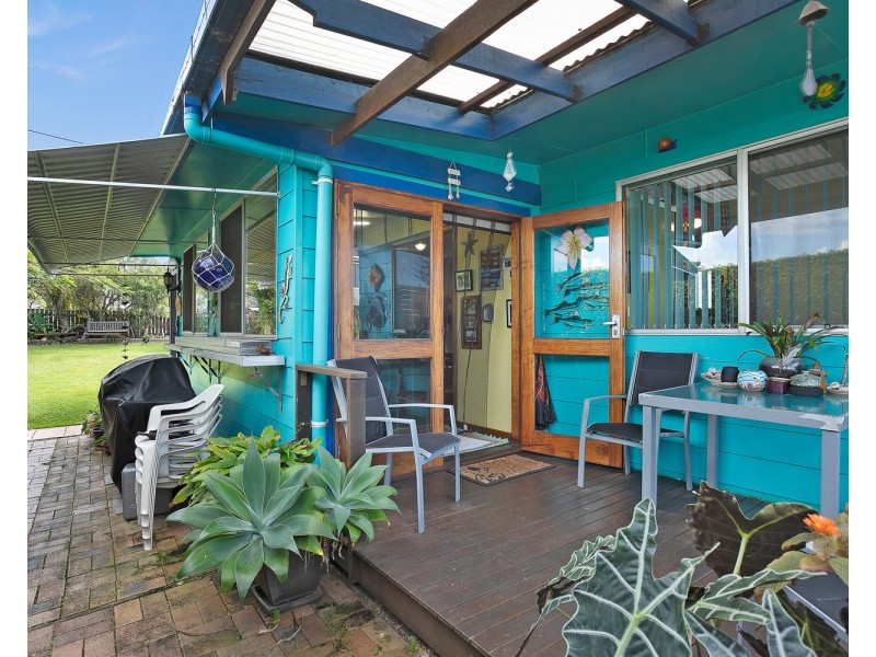 6 Elizabeth Street, Pottsville NSW 2489