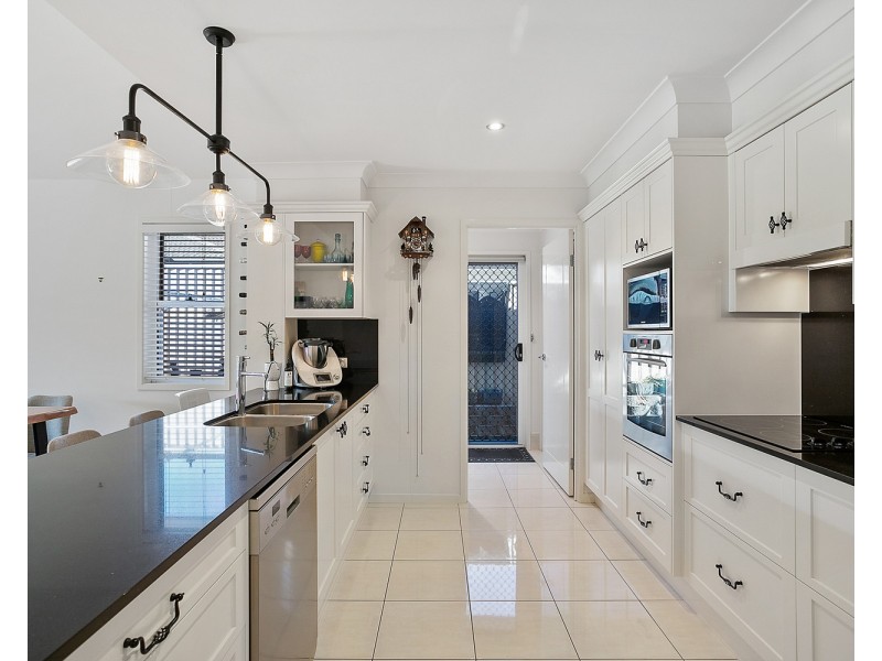 2/3 Terrigal Street, Pottsville NSW 2489