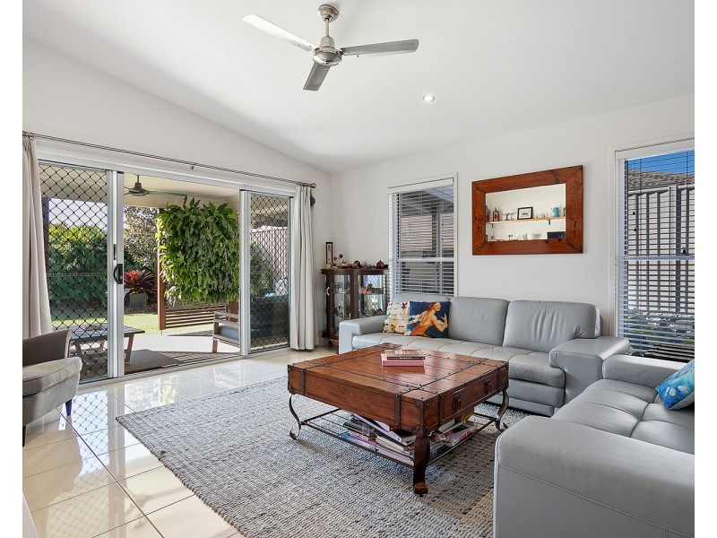 2/3 Terrigal Street, Pottsville NSW 2489