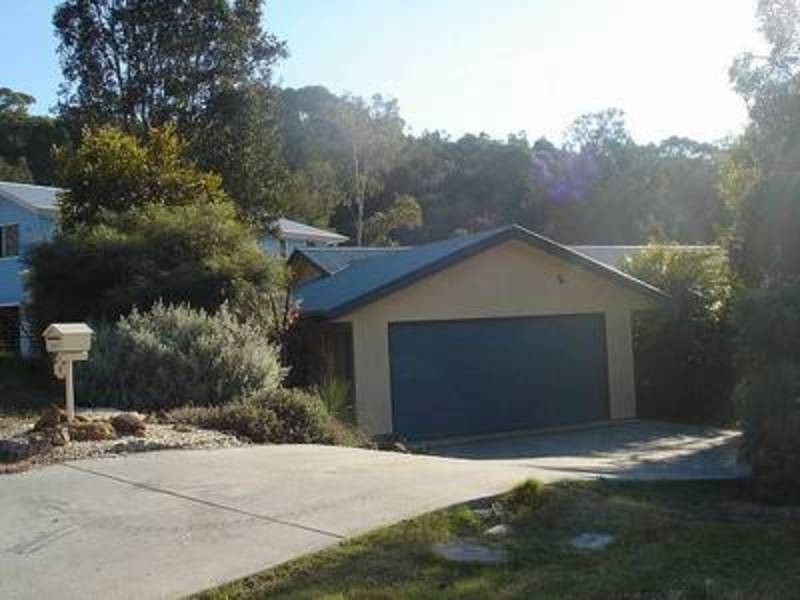 8 Silveraspen Grove, Pottsville NSW 2489