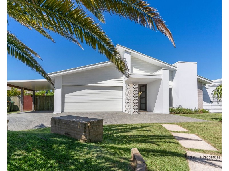 205 Overall Drive, Pottsville NSW 2489