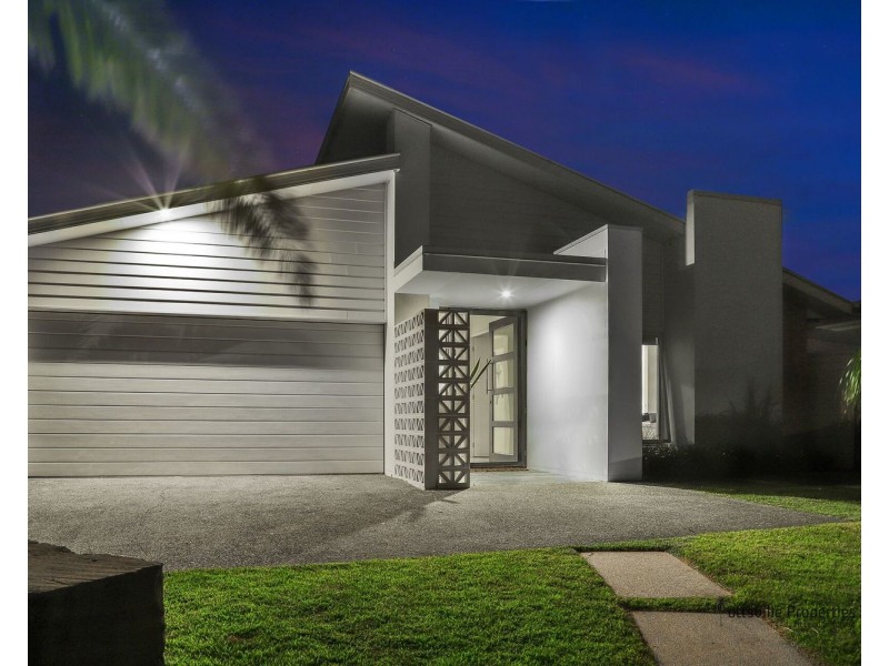 205 Overall Drive, Pottsville NSW 2489