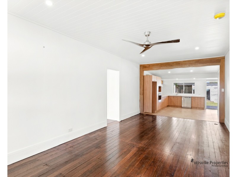 14 Creek Street, Hastings Point NSW 2489