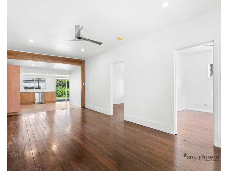 14 Creek Street, Hastings Point NSW 2489