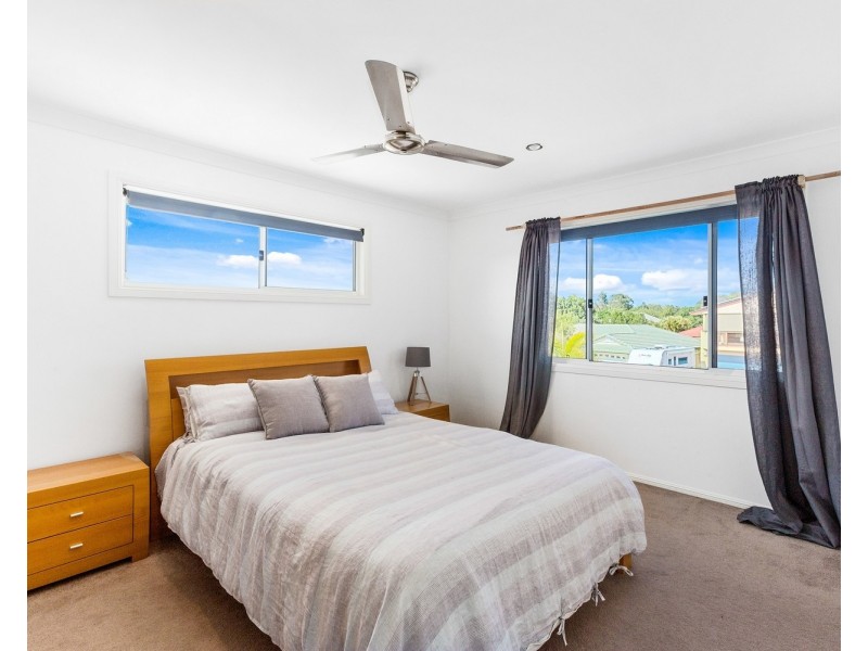 5 Suffolk Parade, Pottsville NSW 2489