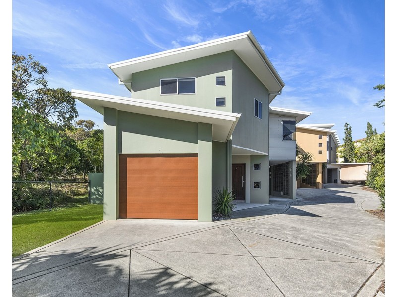 1/2 Tweed Coast Road, Hastings Point NSW 2489
