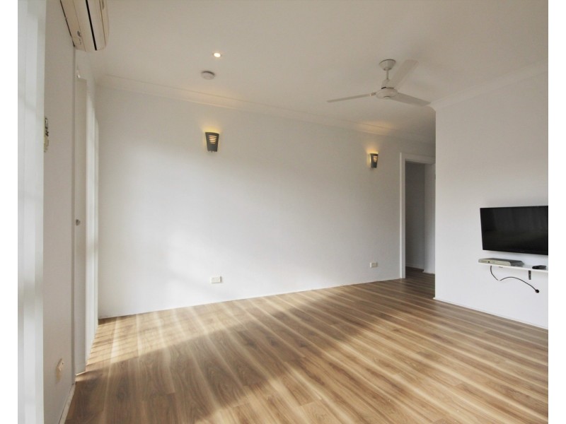 Mermaid Waters QLD 4218