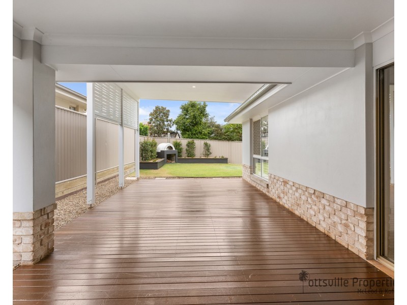 2/74 Newcastle Drive, Pottsville NSW 2489