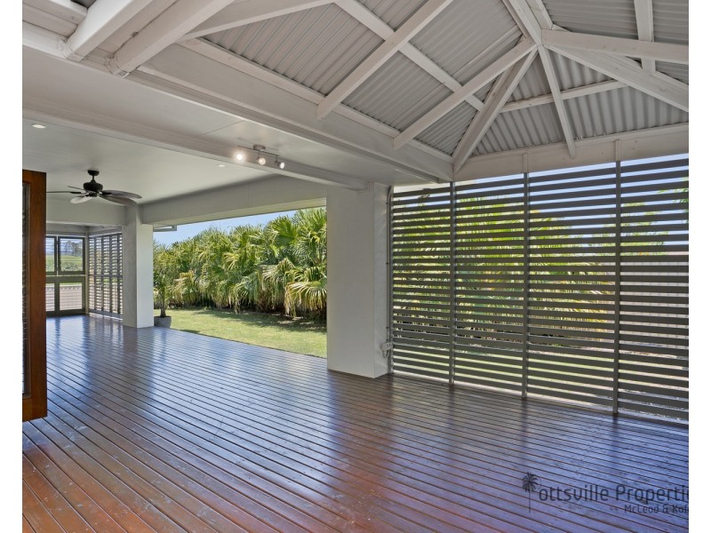 48 Newcastle Drive, Pottsville NSW 2489