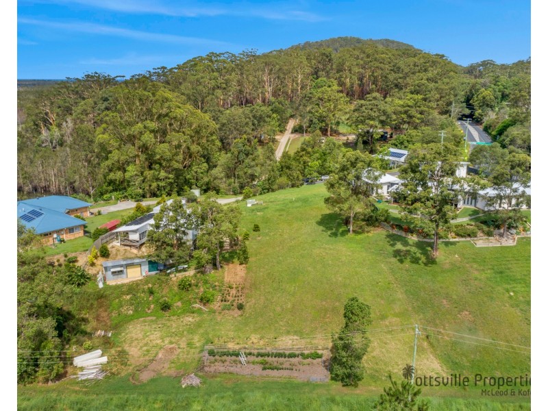 5 North Hill Court, Tanglewood NSW 2488