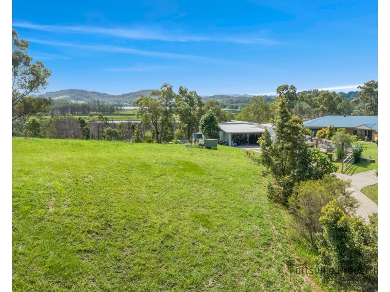 5 North Hill Court, Tanglewood NSW 2488