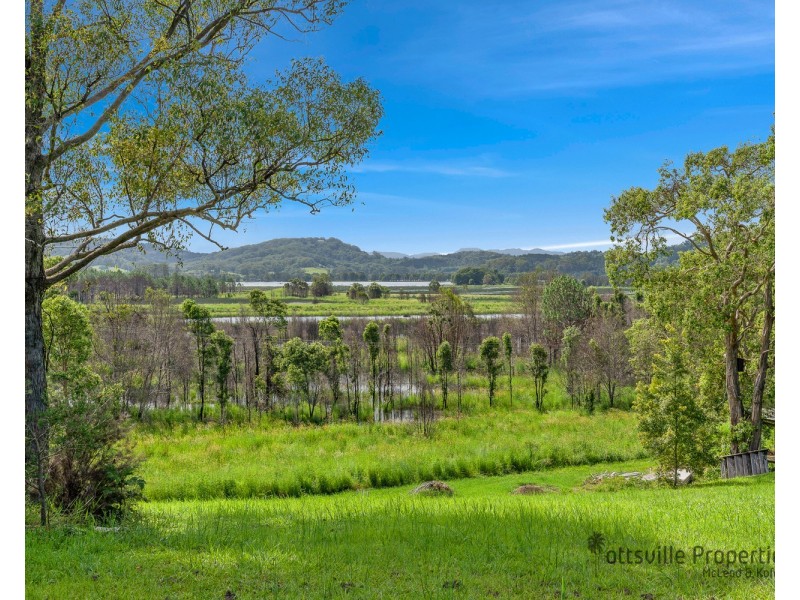 5 North Hill Court, Tanglewood NSW 2488