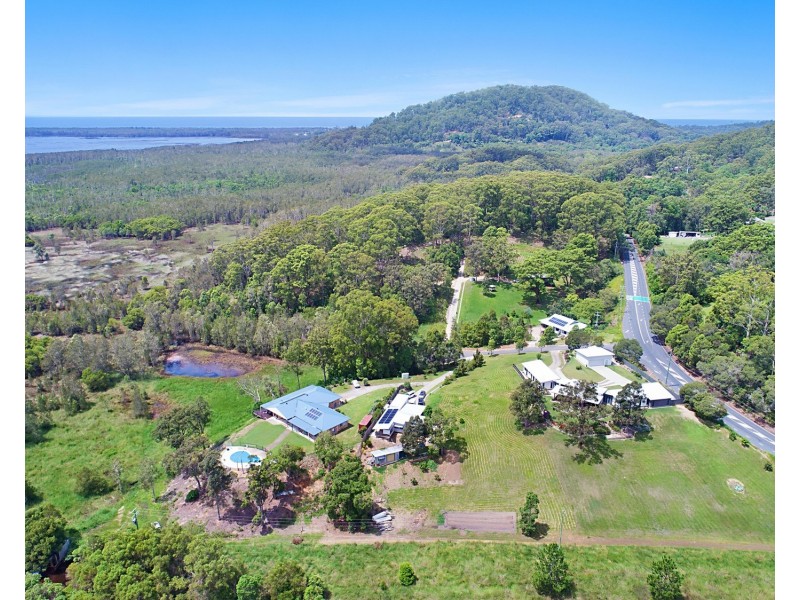 5 North Hill Court, Tanglewood NSW 2488