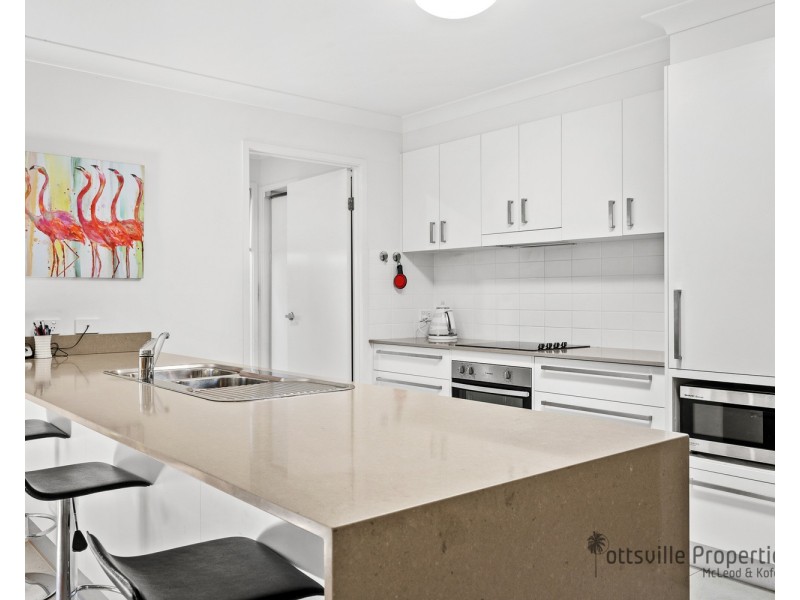 2/36 Seabreeze Boulevard, Pottsville NSW 2489