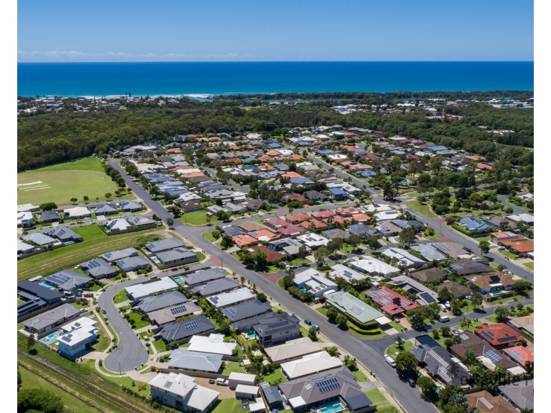 2/36 Seabreeze Boulevard, Pottsville NSW 2489