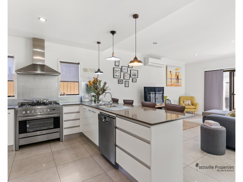 83 Lennox Circuit, Pottsville NSW 2489