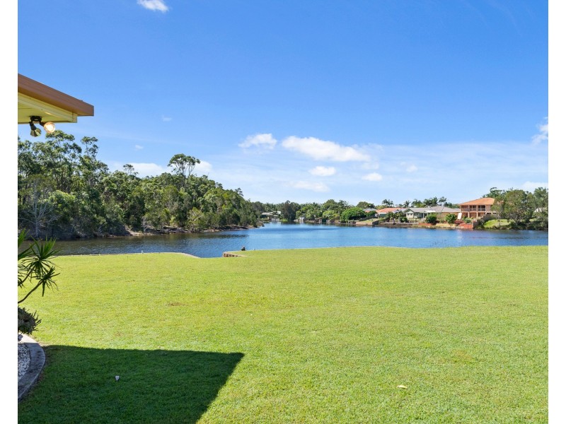 13 Paula Court, Pottsville NSW 2489