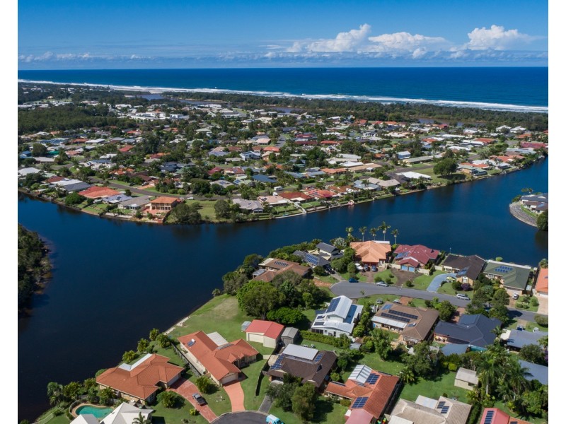 13 Paula Court, Pottsville NSW 2489