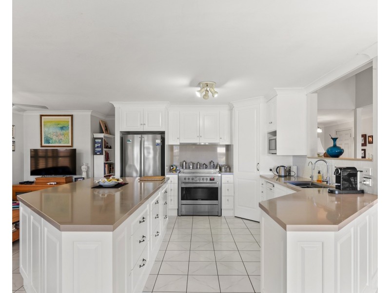 25 Edinburgh Court, Pottsville NSW 2489