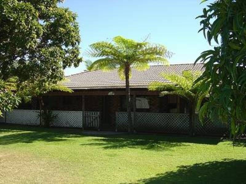 4 Royal Drive, Pottsville NSW 2489