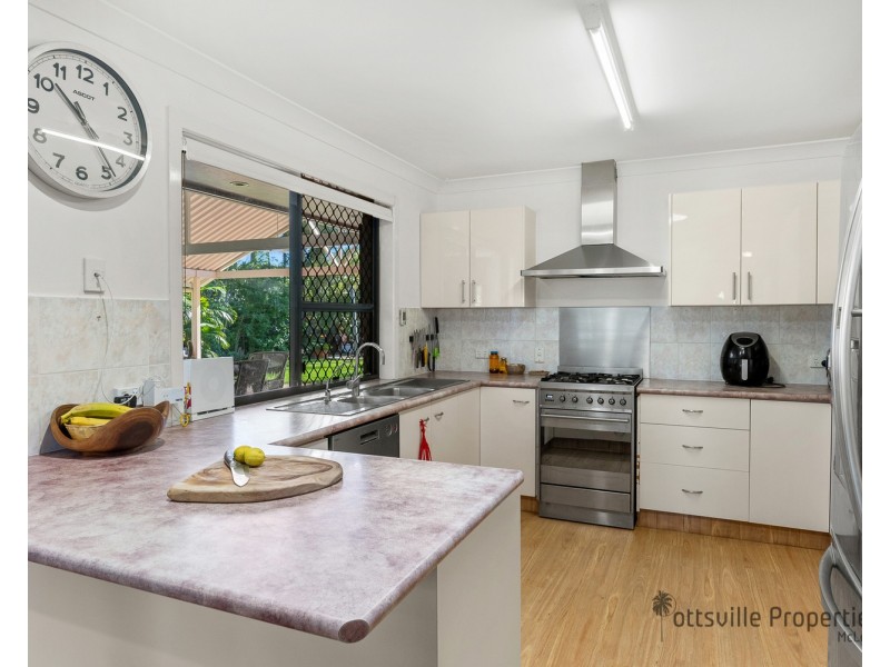 9 Buckingham Drive, Pottsville NSW 2489