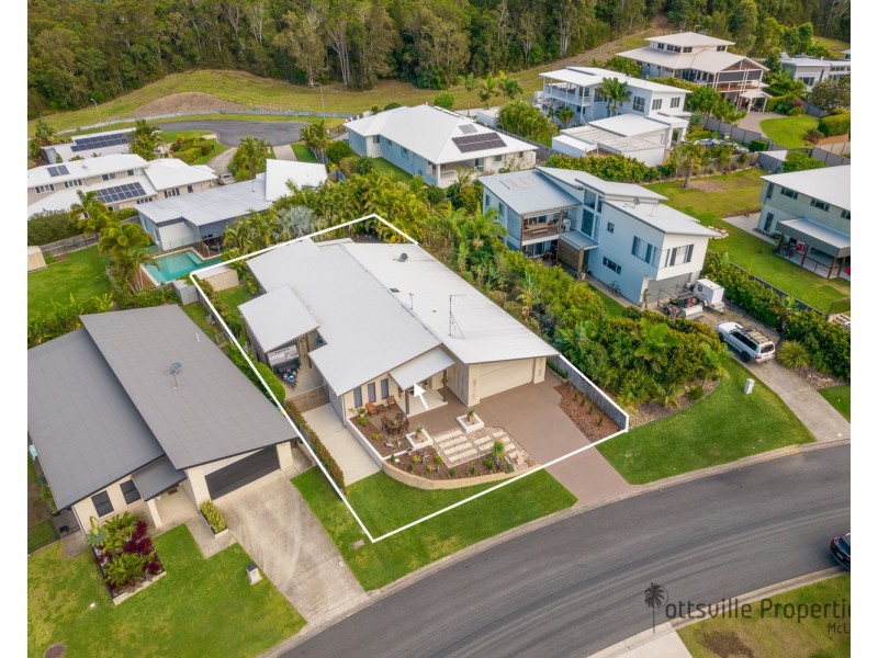 5 Woodfull Crescent, Pottsville NSW 2489