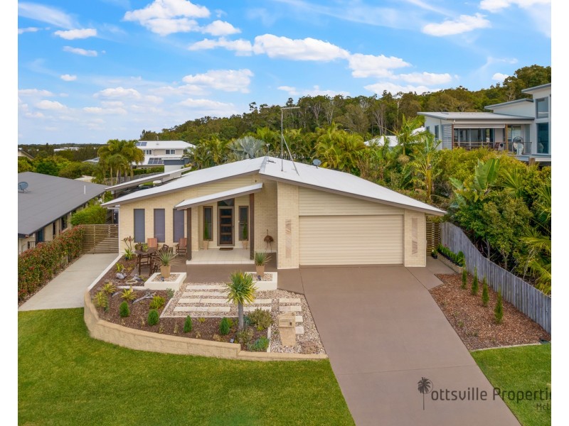5 Woodfull Crescent, Pottsville NSW 2489