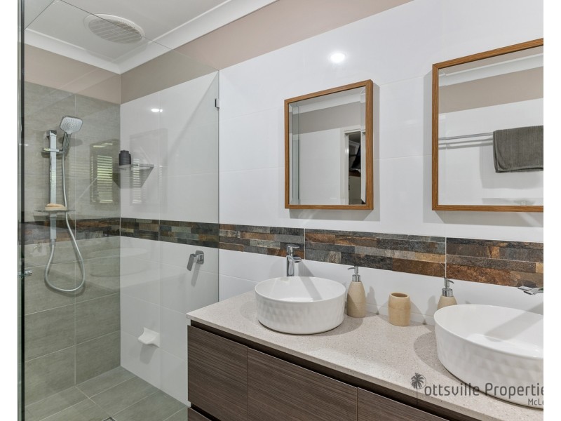 5 Woodfull Crescent, Pottsville NSW 2489