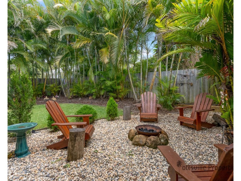 5 Woodfull Crescent, Pottsville NSW 2489