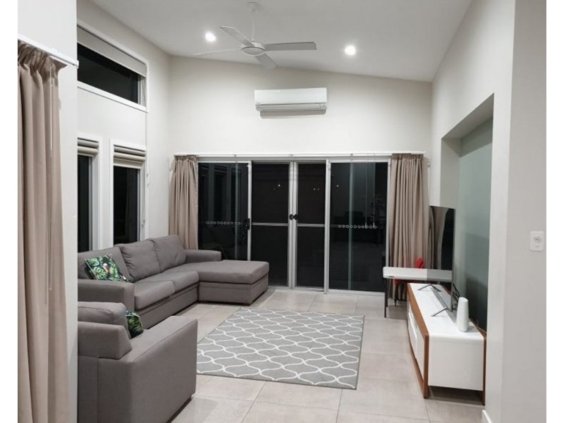 2 Trestles Avenue, Casuarina NSW 2487