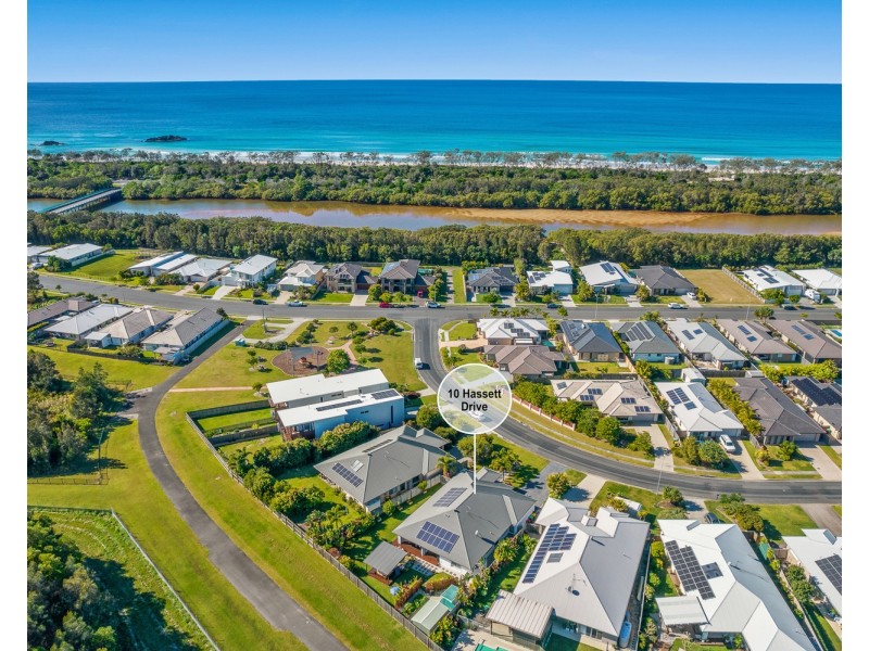 10 Hassett Drive, Pottsville NSW 2489