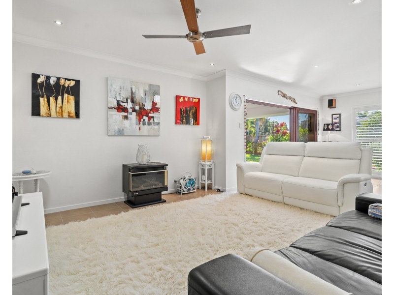 10 Hassett Drive, Pottsville NSW 2489