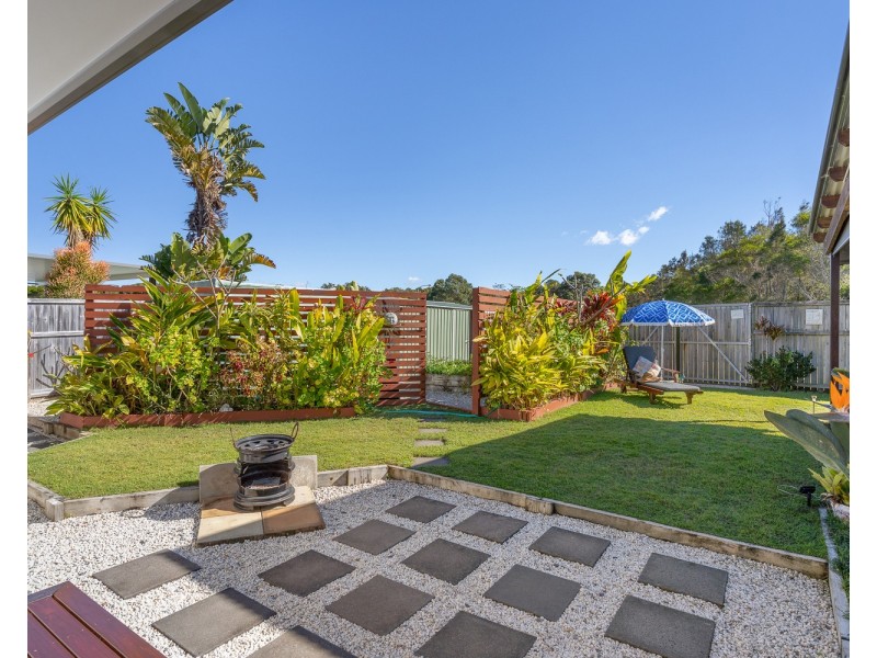 10 Hassett Drive, Pottsville NSW 2489