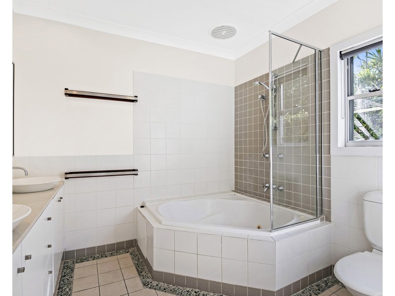 1/2 Tweed Coast Road, Hastings Point NSW 2489