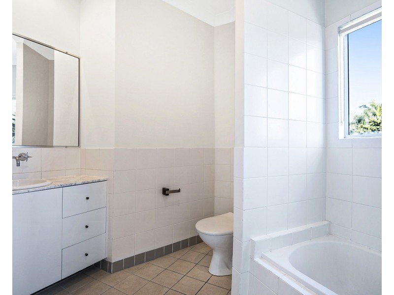 1/2 Tweed Coast Road, Hastings Point NSW 2489