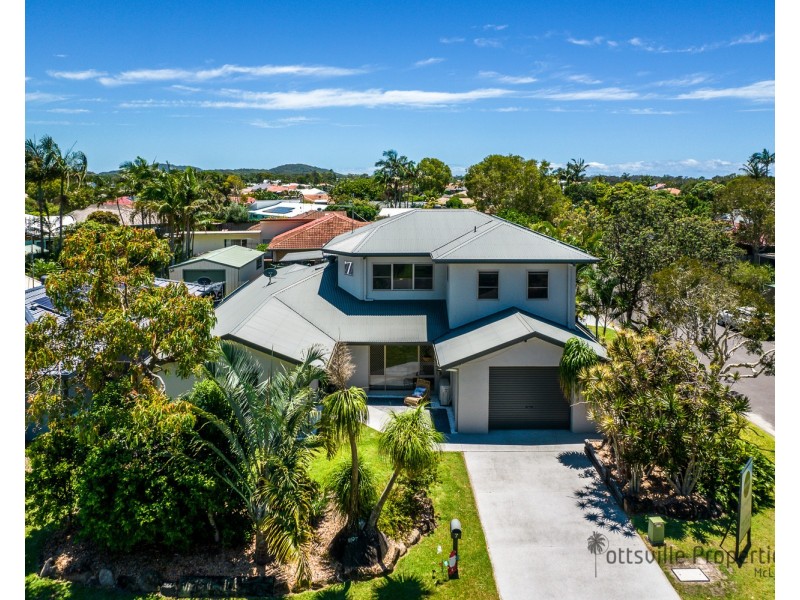 7 Buckingham Drive, Pottsville NSW 2489