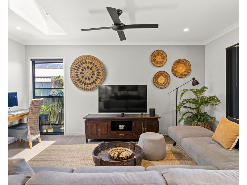 166 Overall Drive, Pottsville NSW 2489