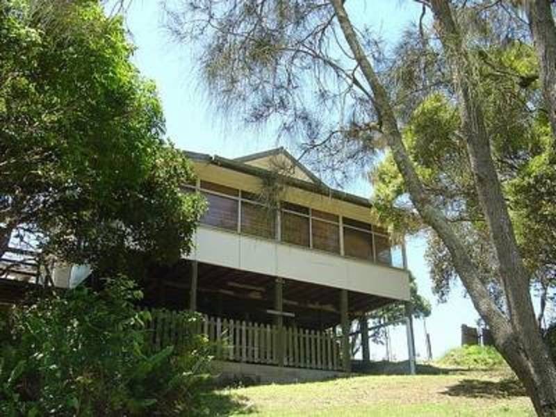 31 Coast Road, Hastings Point NSW 2489