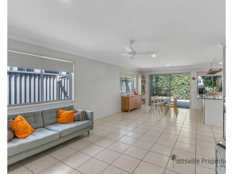 10/3-15 Lennox Circuit, Pottsville NSW 2489