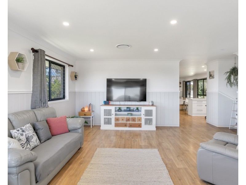 39 Newcastle Drive, Pottsville NSW 2489