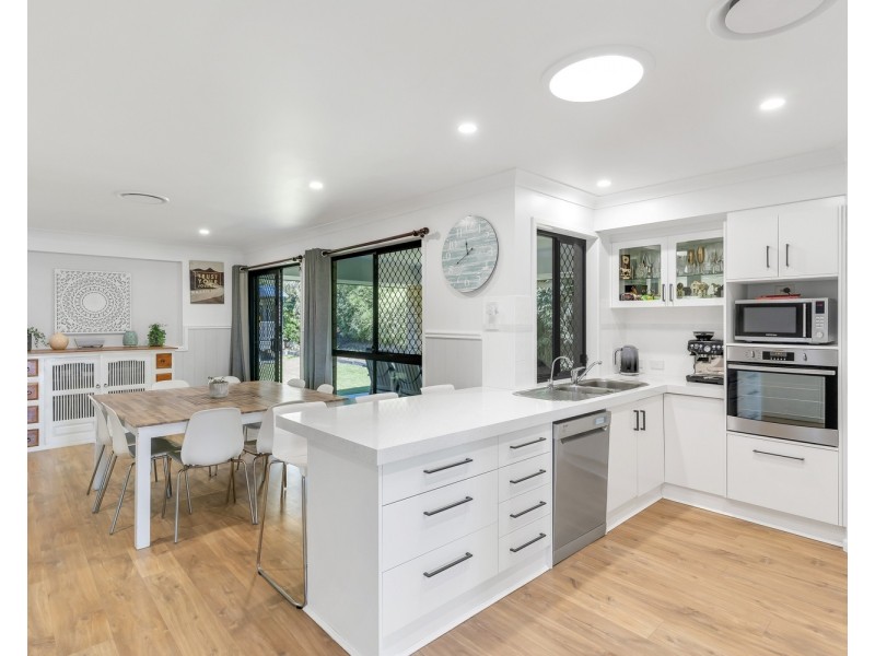 39 Newcastle Drive, Pottsville NSW 2489