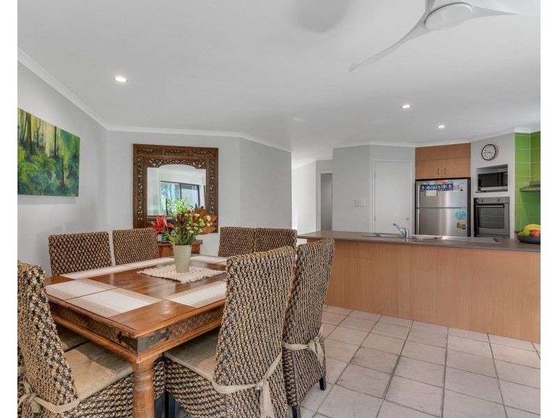 8 Kippax Place, Pottsville NSW 2489