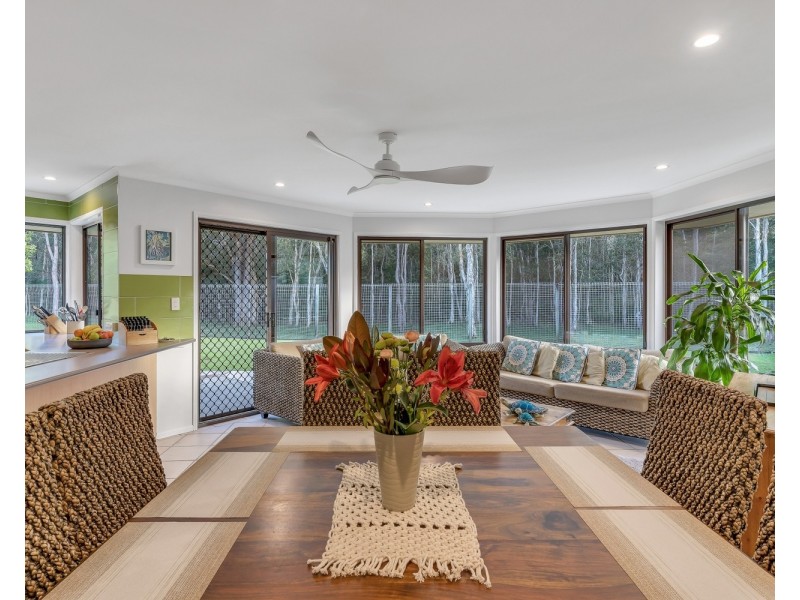 8 Kippax Place, Pottsville NSW 2489