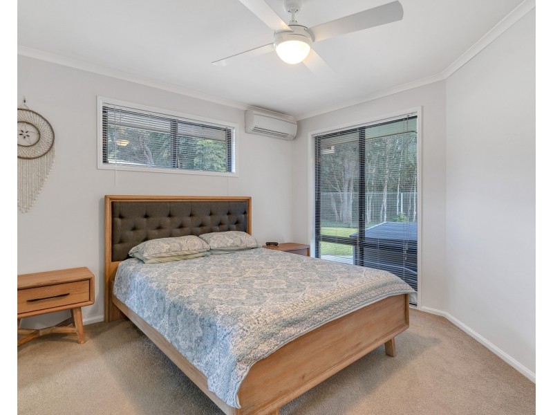 8 Kippax Place, Pottsville NSW 2489