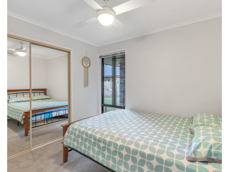 8 Kippax Place, Pottsville NSW 2489