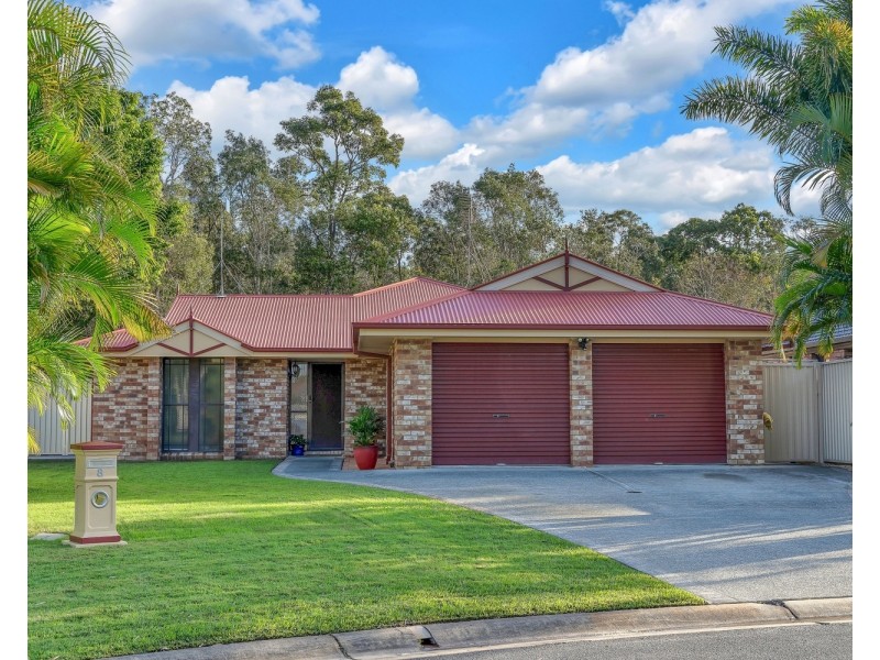 8 Kippax Place, Pottsville NSW 2489