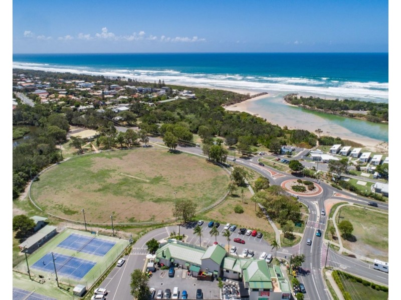 8 Kippax Place, Pottsville NSW 2489