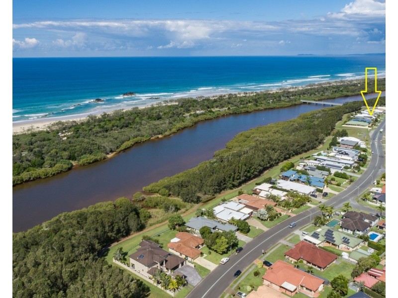155 Overall Drive, Pottsville NSW 2489