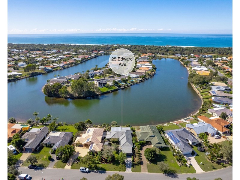 25 Edward Avenue, Pottsville NSW 2489