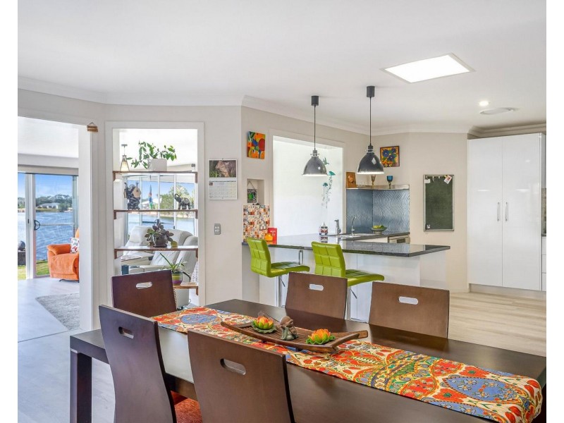 25 Edward Avenue, Pottsville NSW 2489
